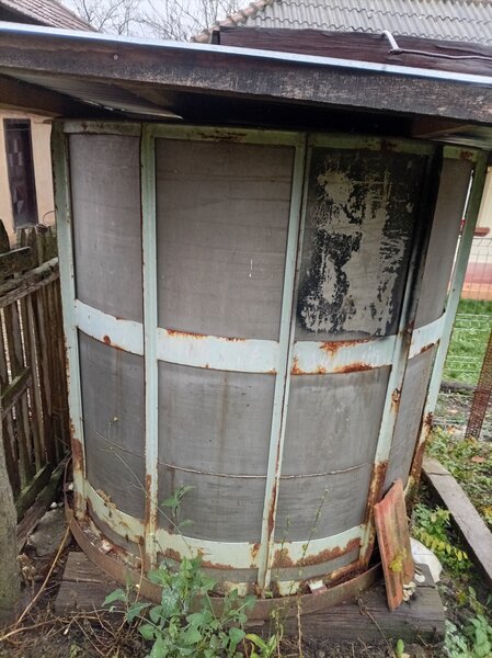 Vand butie inox capacitate 2250 l,