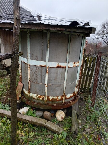 Vand butie inox capacitate 2250 l,